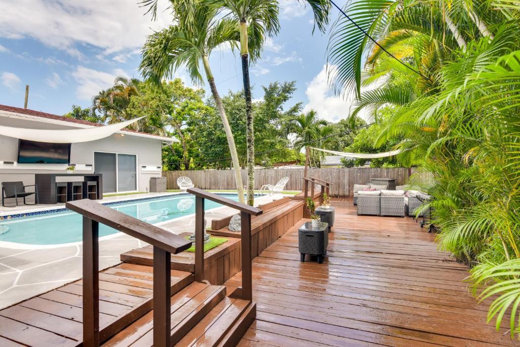 Lush West Park Escape With Pool Access! Leilighet Miami Gardens Eksteriør bilde